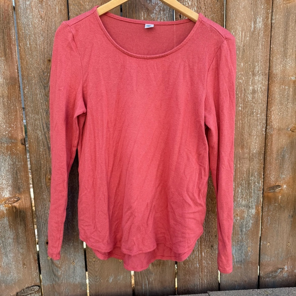 Old Navy Women's Slim Gooseberry Coral Soft Long Sleeve Round Neck Shirt Small